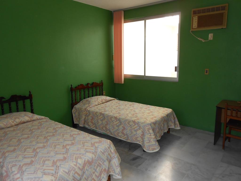 B&B Roca Sola Acapulco Exteriör bild